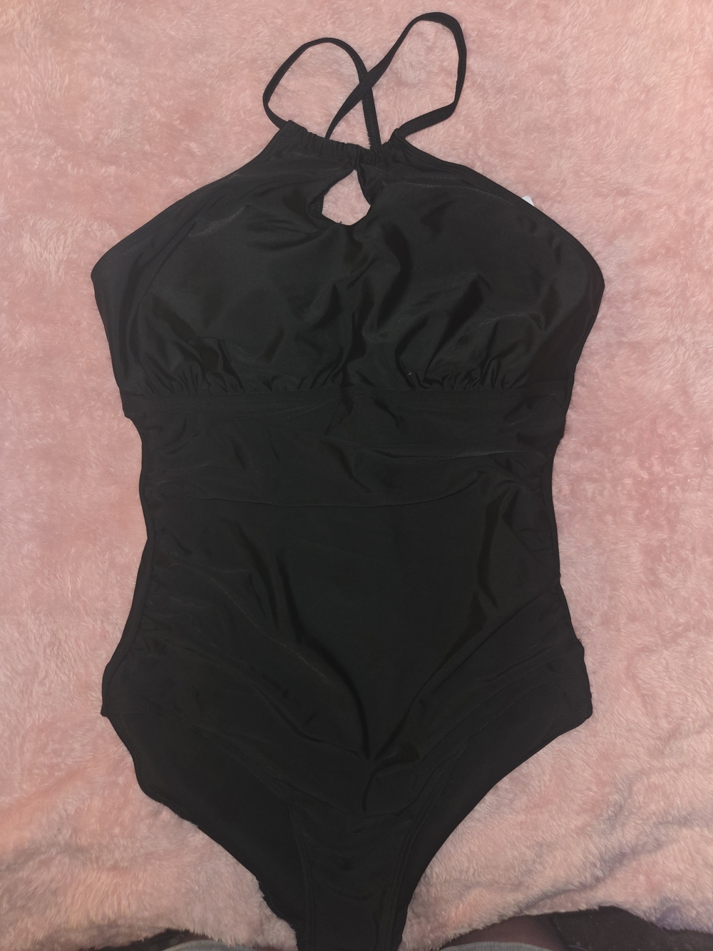 Womens Classic Black One-Piece Swimsuit with Keyhole - NEW Size L